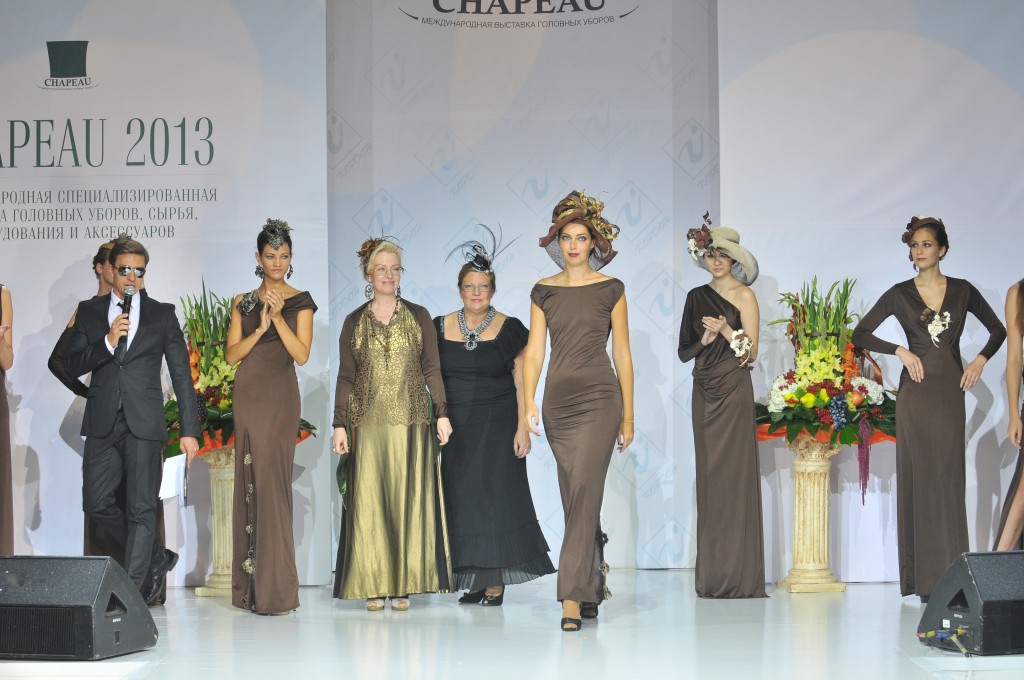 Выставка Chapeau 2013